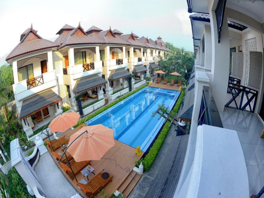 Shwe Taung Tan Hotel - Lake View Monywa Dış mekan fotoğraf