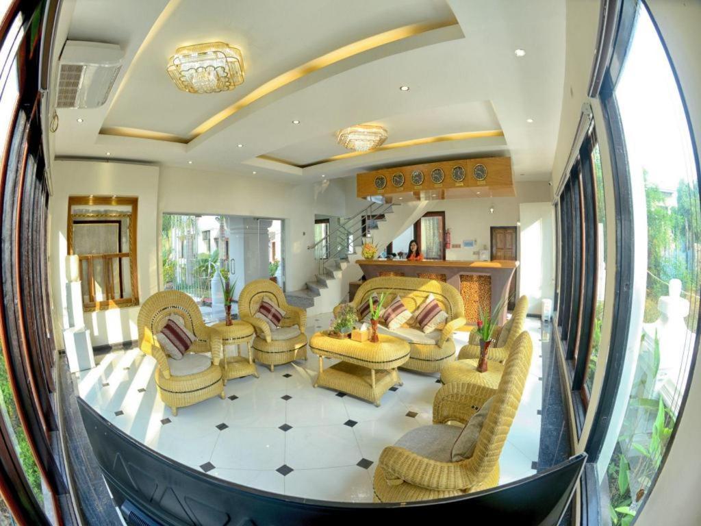Shwe Taung Tan Hotel - Lake View Monywa Dış mekan fotoğraf