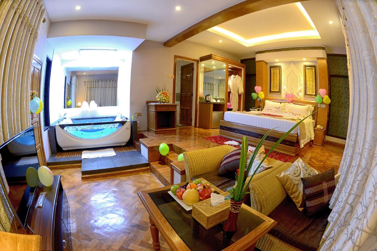 Shwe Taung Tan Hotel - Lake View Monywa Dış mekan fotoğraf