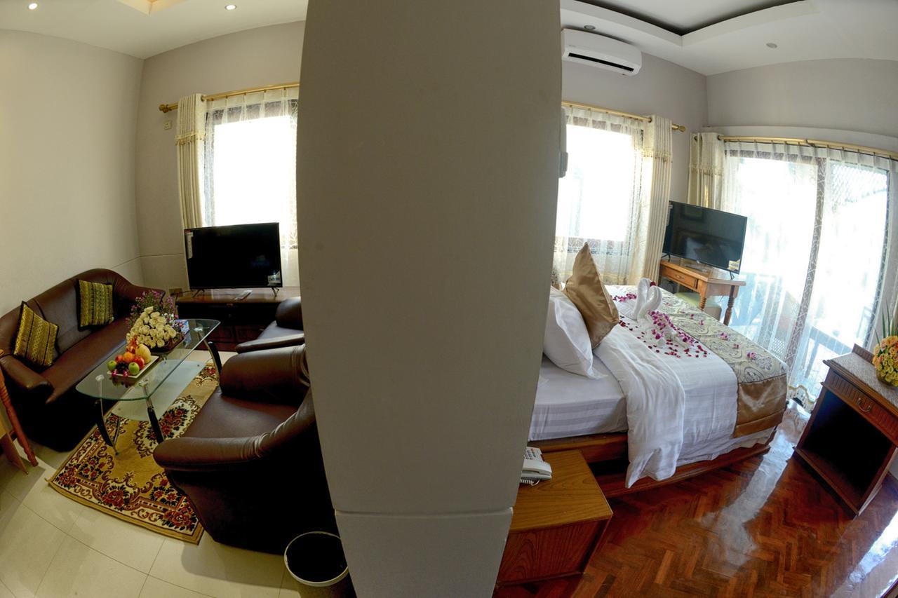 Shwe Taung Tan Hotel - Lake View Monywa Dış mekan fotoğraf