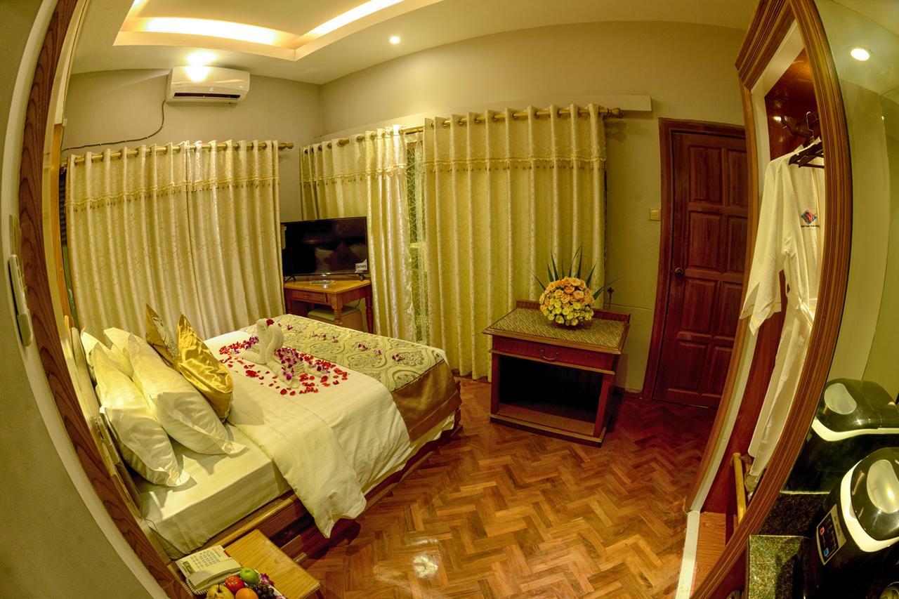 Shwe Taung Tan Hotel - Lake View Monywa Dış mekan fotoğraf